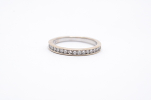  14k White Gold Diamond Wedding Band Ring .17 CTTW Size 5