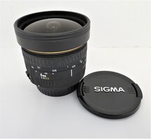 Sigma Fisheye 180 8mm 1:4 D EX Camera Lens with Case 