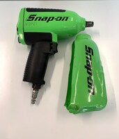 Snap On MG725 GREEN 1/2" Drive Heavy-Duty Air Impact With Protective Boot 