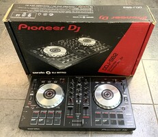  Pioneer DDJ-SB2 Digital DJ Controller with Cords and Box 
