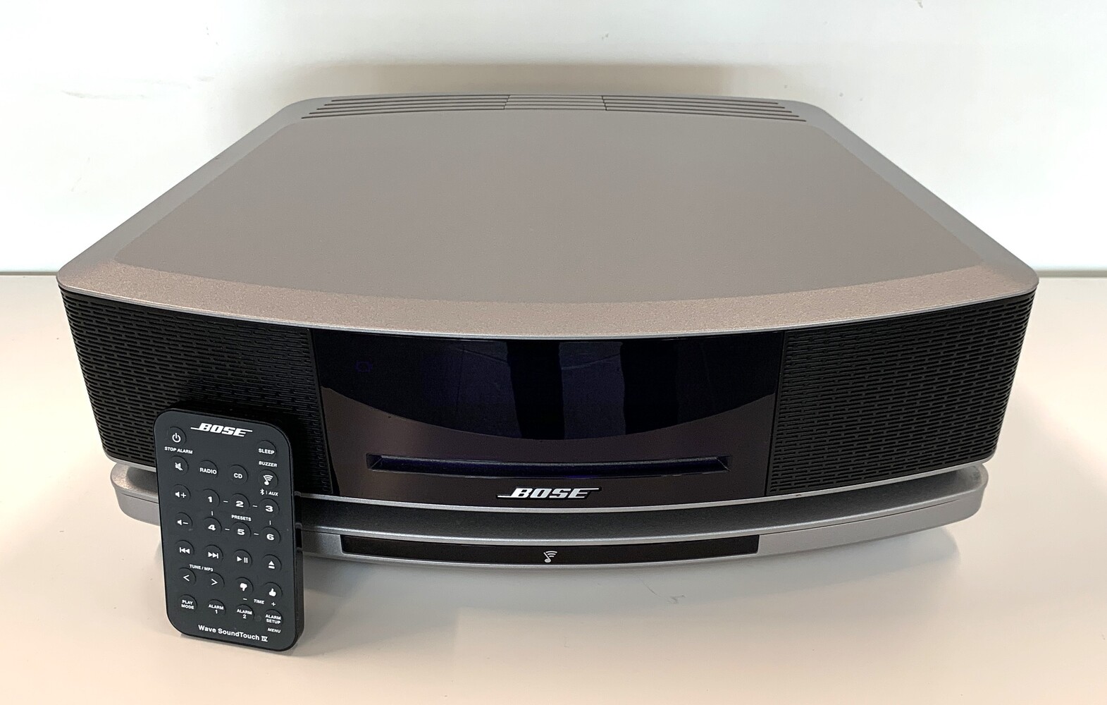 Bose Wave IV Model 417788-WMS with Remote and Sound Touch Pedestal |  Fastcash Pawn & Checkcashers